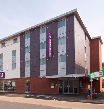 Premier Inn Exeter Central (St David's)