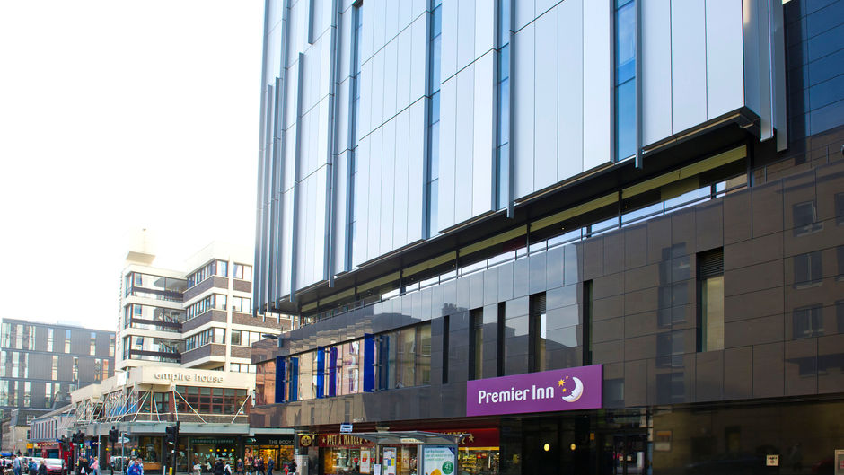 Premier Inn City Center (Buchanan) Exterior