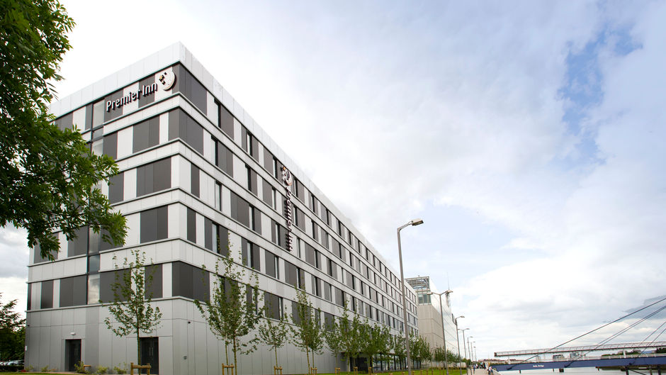 Premier Inn Glasgow Pacific Quay (SECC) Exterior