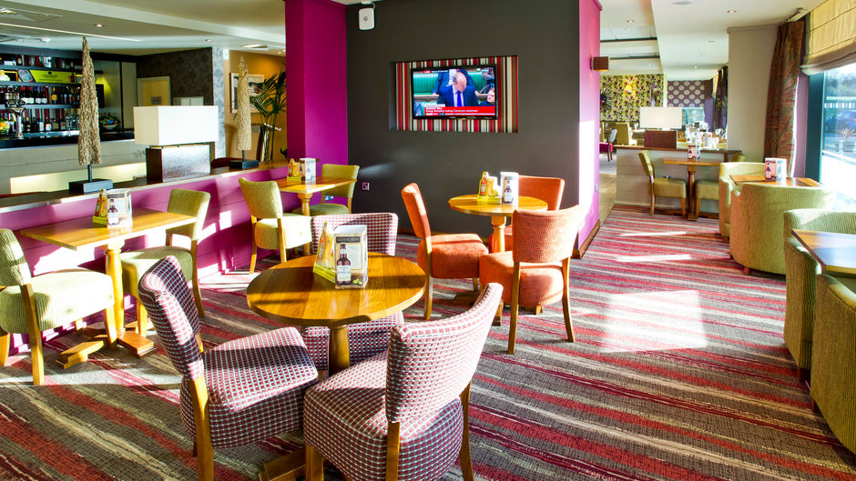 Premier Inn Ayr A77 / Racecourse Lobby