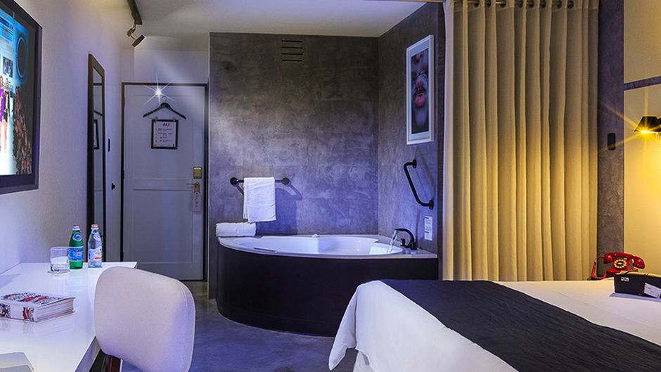 BTH Hotel Room