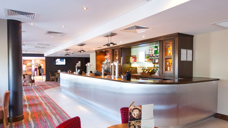 Premier Inn Gatwick Airport Manor Royal Lobby
