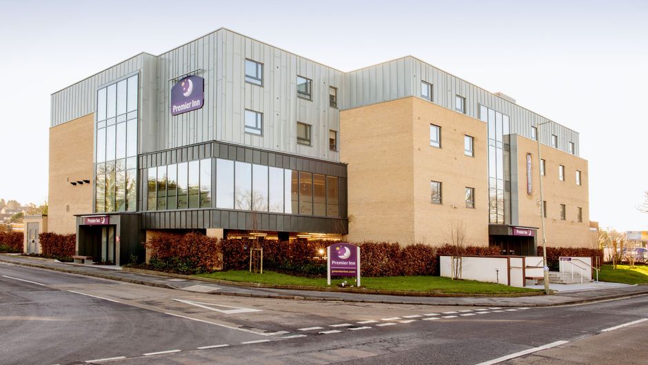 Premier Inn Winchester Exterior