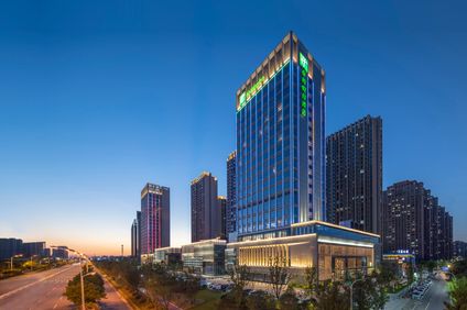 Holiday Inn Fuyang