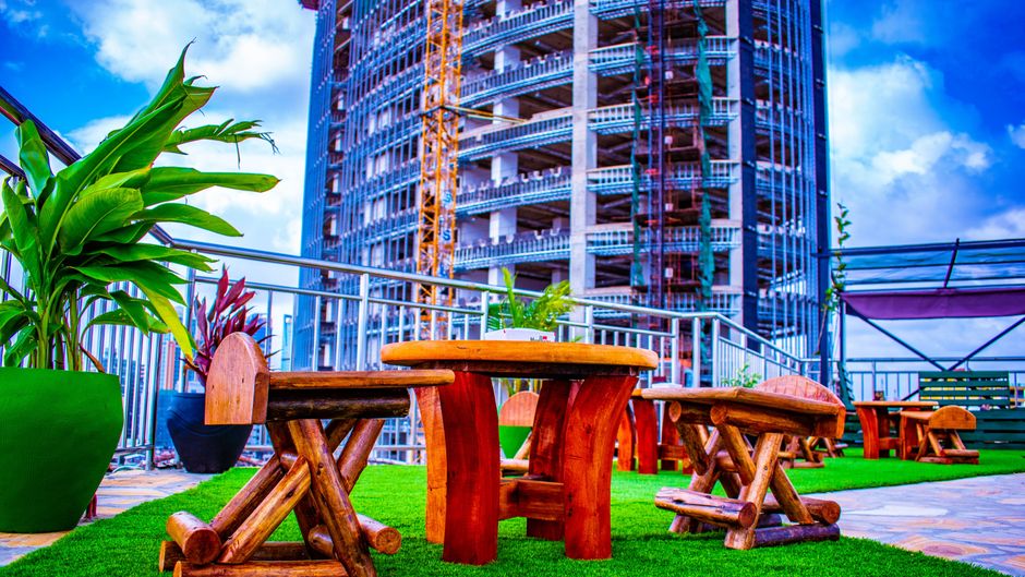 Holiday Inn Dar Es Salaam Lobby