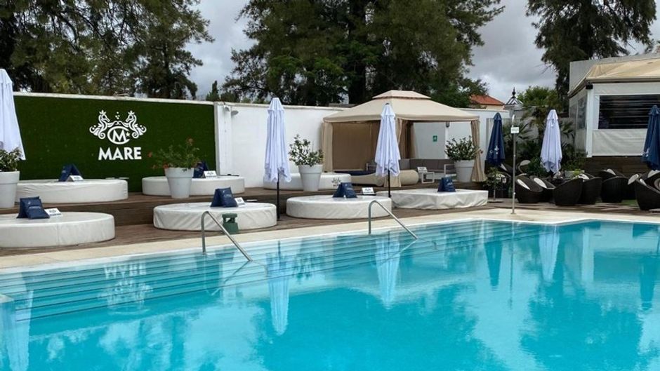 Mare Hotel Pool