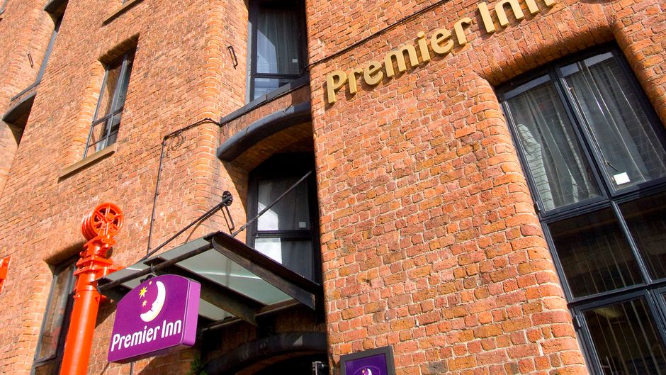 Premier Inn Liverpool Albert Dock Exterior