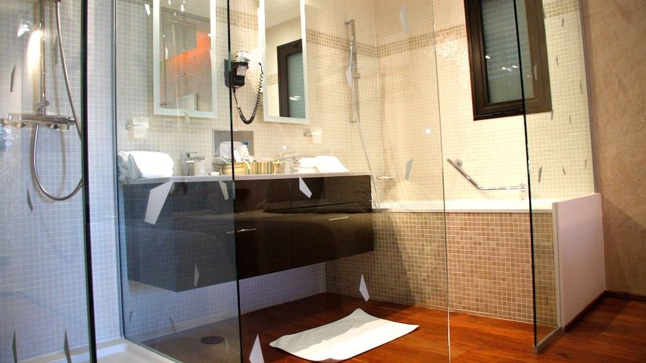 Hotel L'Hotan Room