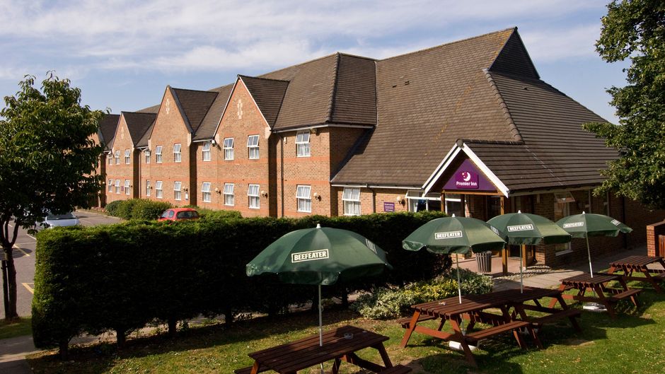 Premier Inn Portsmouth North Harbour Exterior