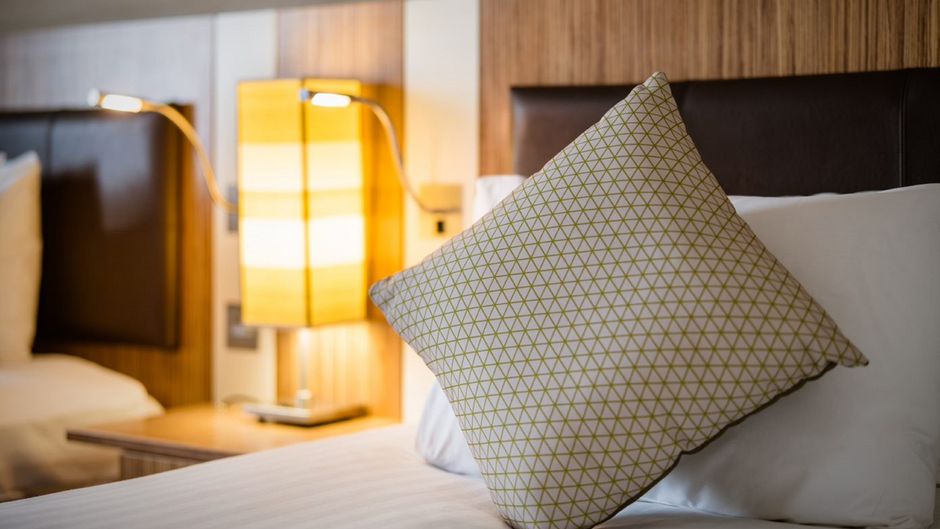 Holiday Inn Manchester Airport Room