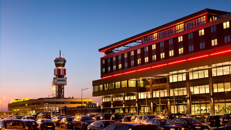 Wings Hotel Rotterdam Exterior