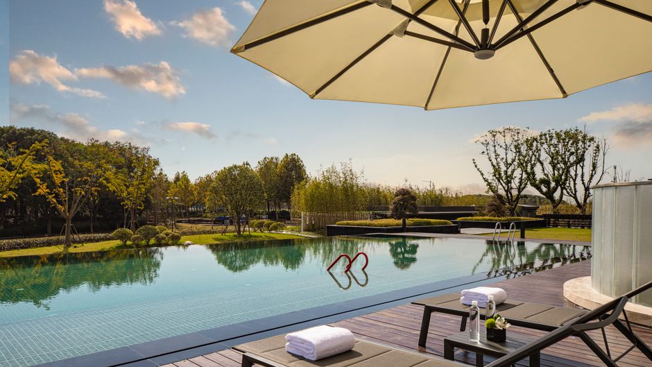 Hotel Indigo Suzhou Yangcheng Lake Pool