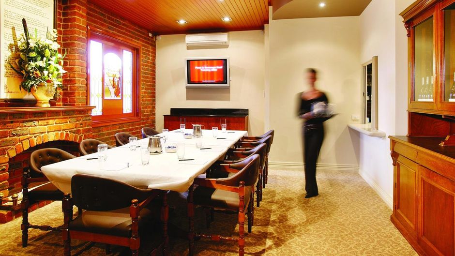 Hotel Bruce County Meeting