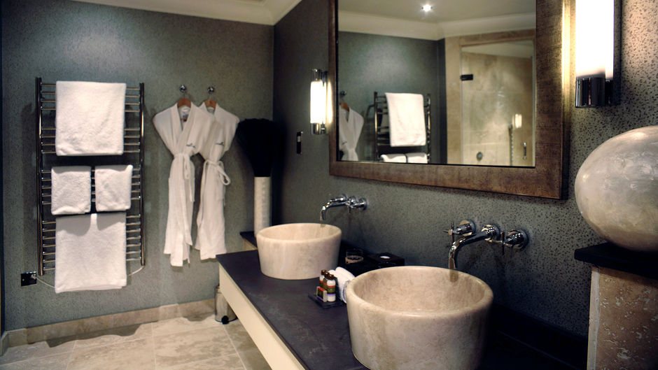 Alexander House & Utopia Spa Room