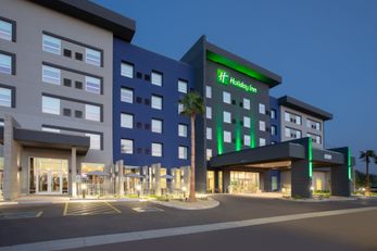 Holiday Inn Glendale-Stadium & Ent Dist
