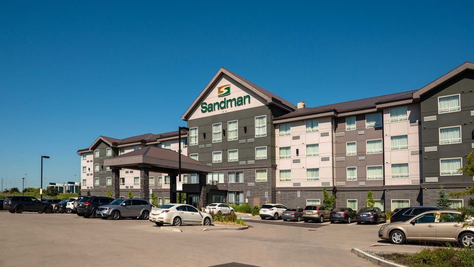Sandman Hotel Oakville Exterior