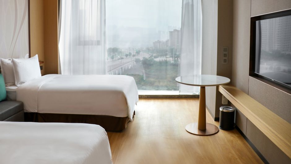 Holiday Inn Luzhou Longjian Room