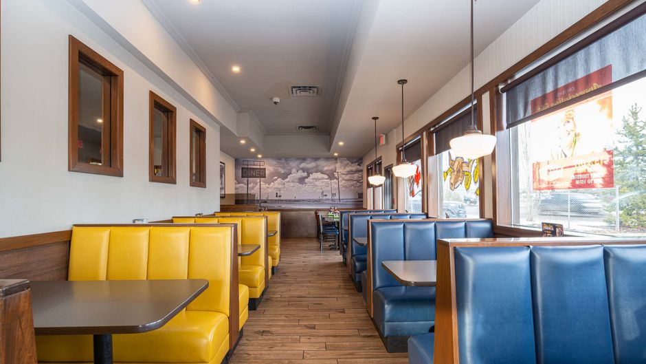 Sandman Hotel Red Deer Restaurant