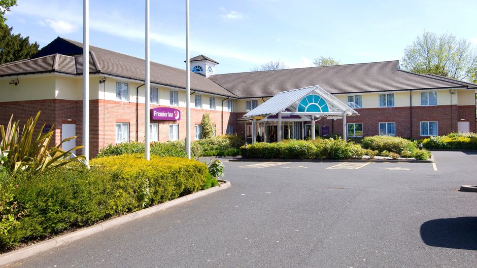 Premier Inn B'ham South (Hall Green) Exterior
