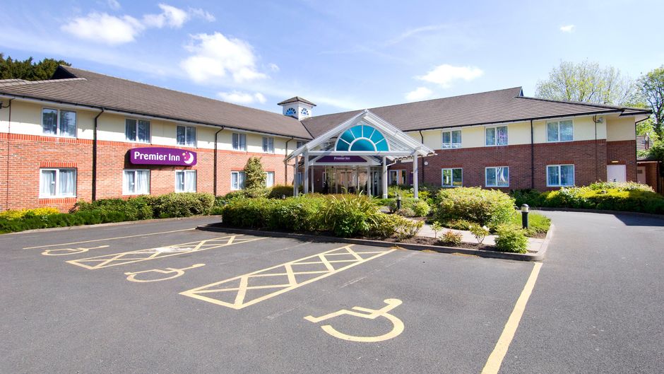 Premier Inn B'ham South (Hall Green) Exterior
