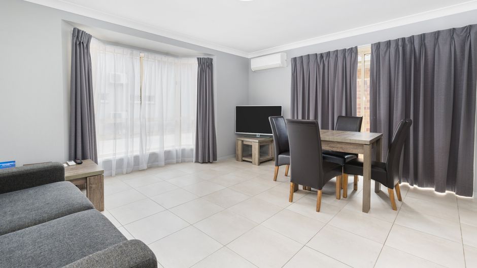 The Stirling Hotel Rockhampton Other