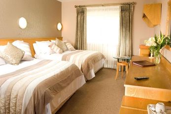 GN Commons Hotel