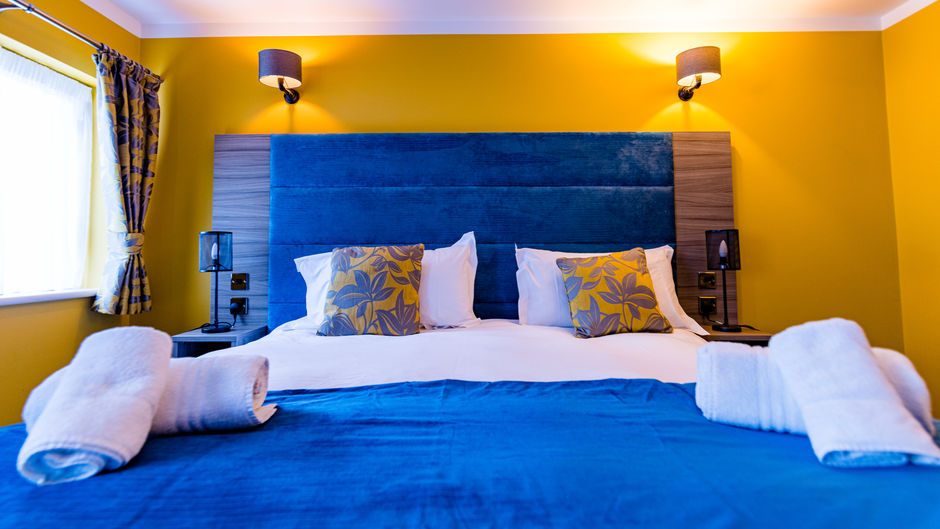 Stonecross Manor Hotel Room