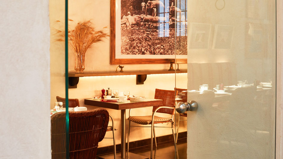 Corral del Rey Lobby