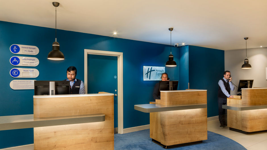 Holiday Inn Express Dublin City Centre Lobby