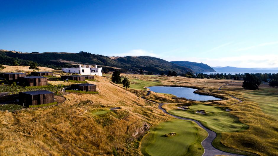 The Kinloch Club Exterior