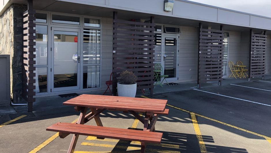 Aspree Motor Inn Exterior