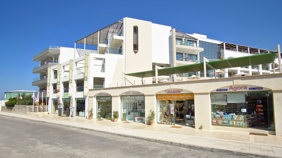 Albatros Hotel Exterior