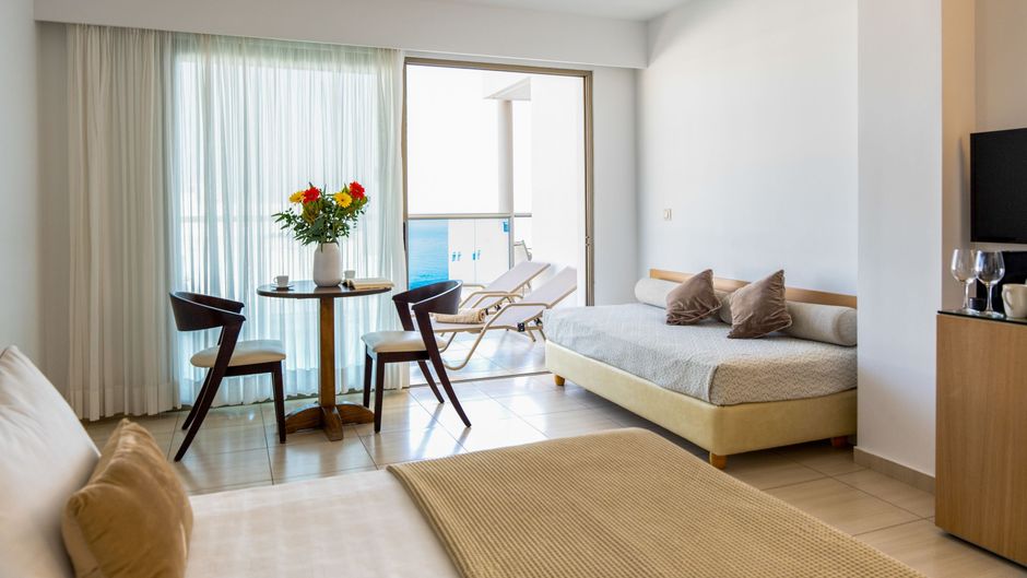 Albatros Hotel Room