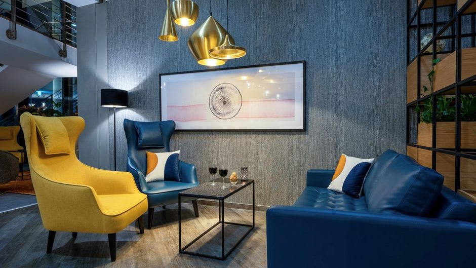 voco Duesseldorf Seestern Lobby