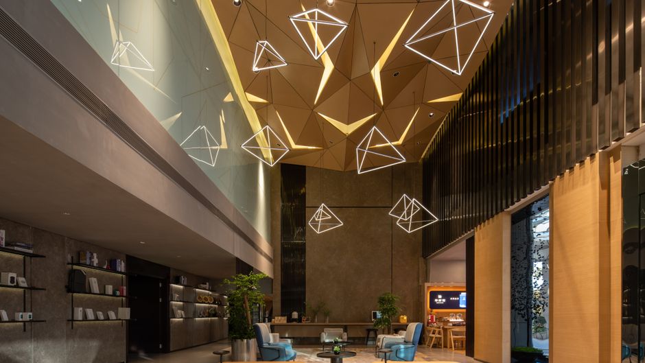 Holiday Inn Express Jinan Sports Center Lobby