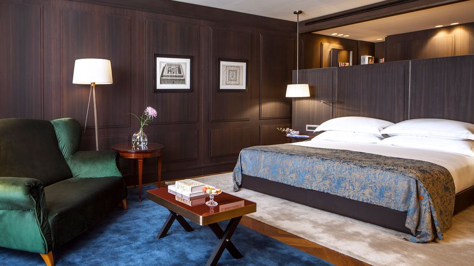 The David Citadel Hotel Suite