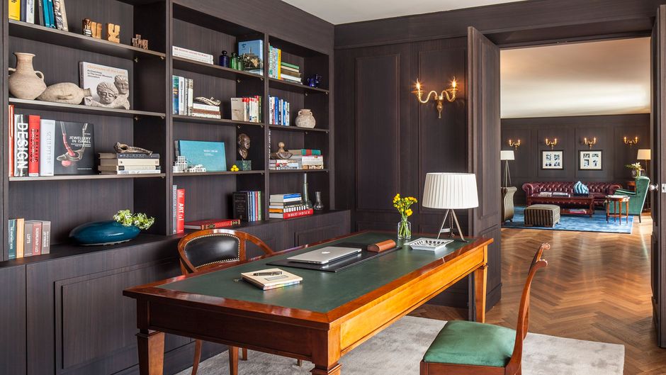 The David Citadel Hotel Suite
