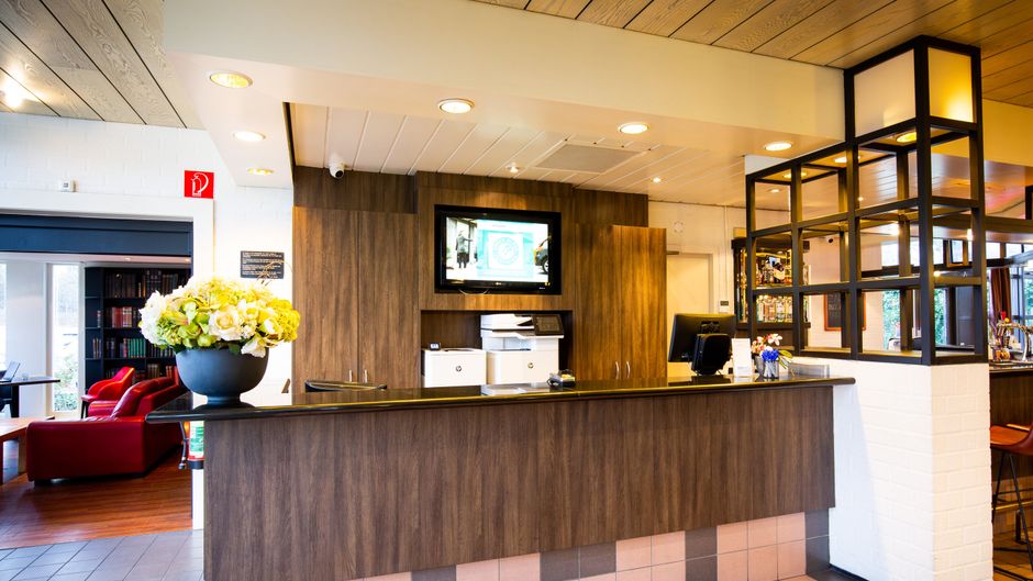 Bastion Hotel Lobby