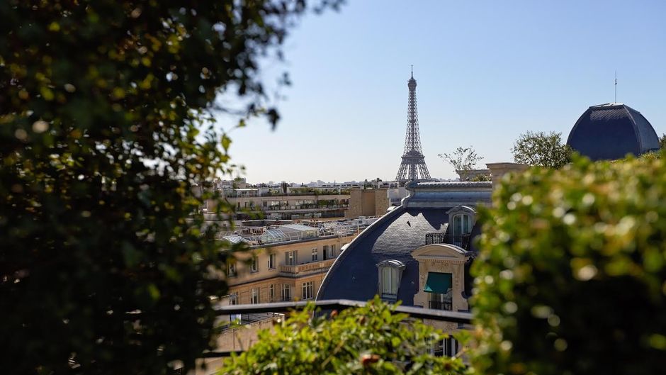 Raphael Hotel Paris Exterior