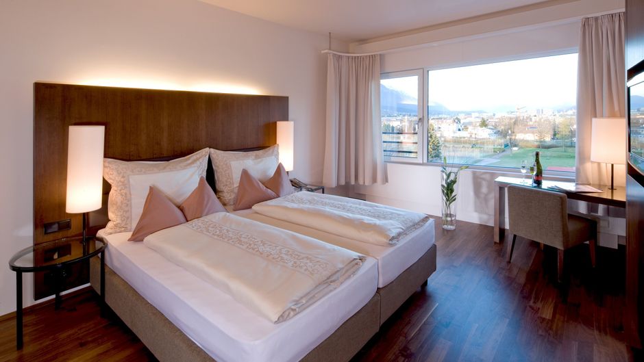 Penz West Hotel Room