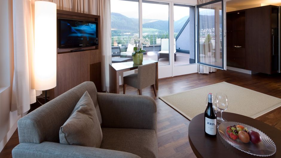 Penz West Hotel Suite