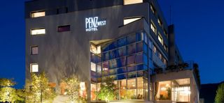 Penz West Hotel