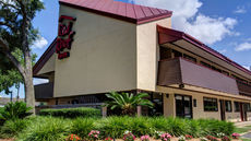 Red Roof Inn Pensacola – I-10 at Davis