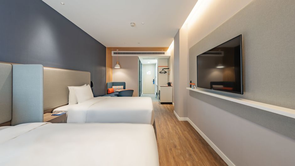 Holiday Inn Express Shanghai Expo Centre Room