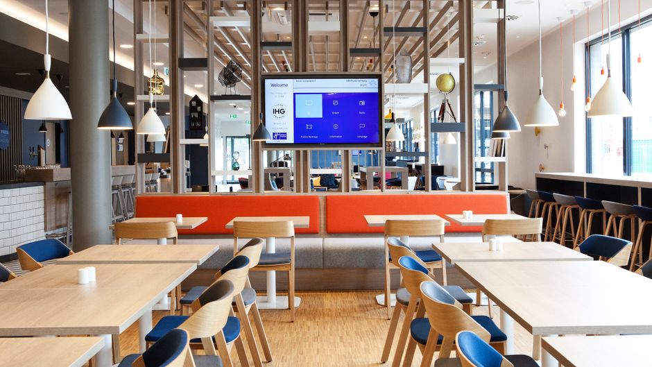 Holiday Inn Express Furth Restaurant