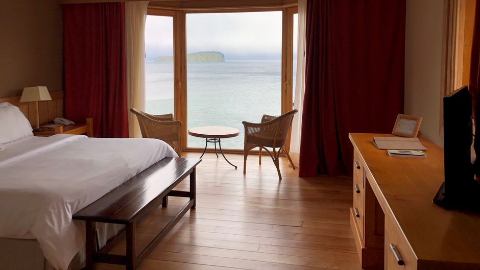 Correntoso Lake & River Hotel Suite