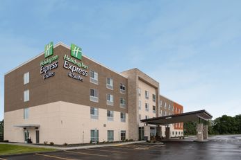 Holiday Inn Express & Suites Burley