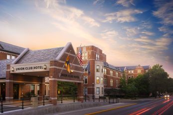 Union Club Hotel at Purdue, Autograph
