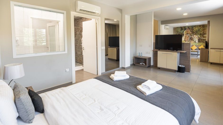 Rise Hotel Larnaca Room