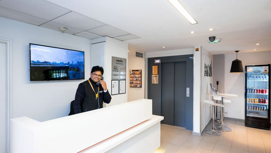 Staycity Aparthotels Gare de l'Est Lobby